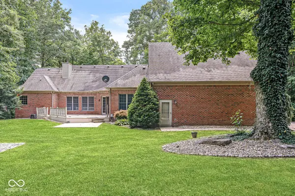 1332 S Oak Ridge LN, Crawfordsville, IN 47933