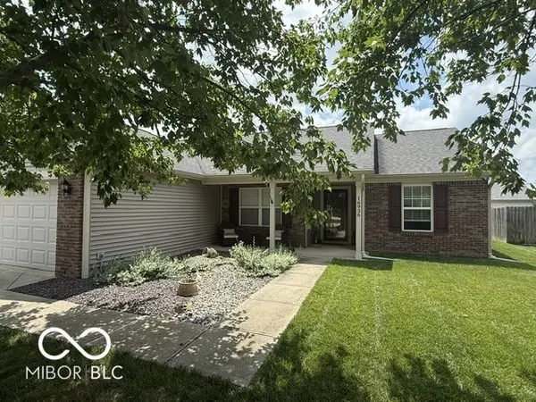 16936 Brigg CT, Westfield, IN 46074