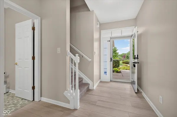 4132 Much Marcle DR, Zionsville, IN 46077