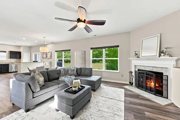 6562 Clary Circle DR, Greenwood, IN 46143