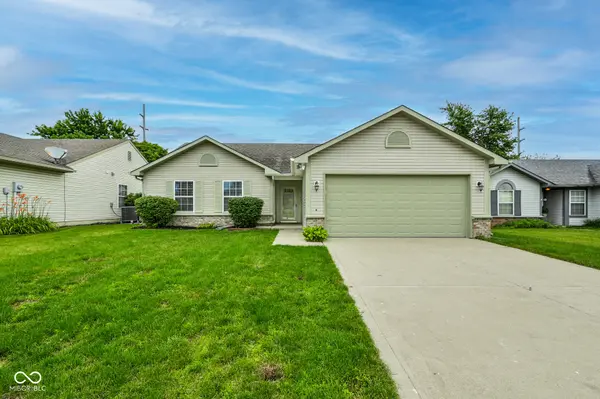 12997 Wingstem CT, Fishers, IN 46038