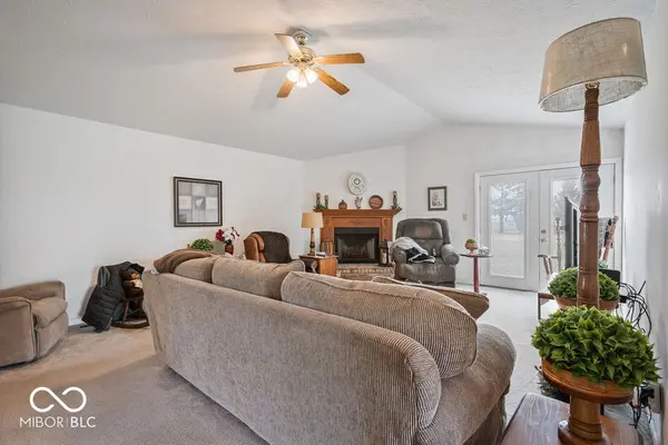 5307 W Division RD, Tipton, IN 46072
