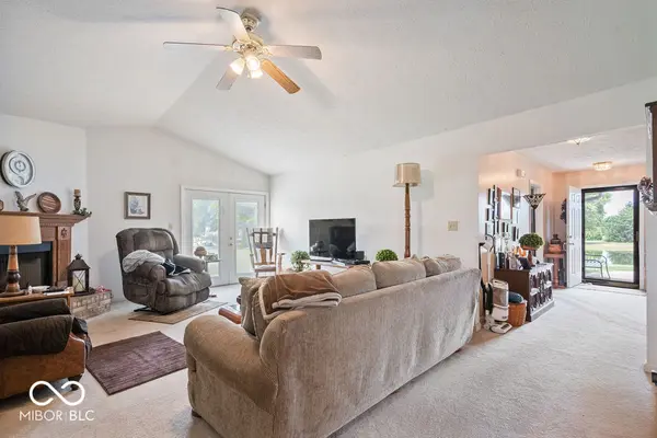 5307 W Division RD, Tipton, IN 46072