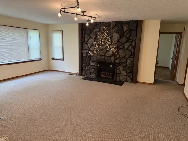 6648 McFarland RD, Indianapolis, IN 46227