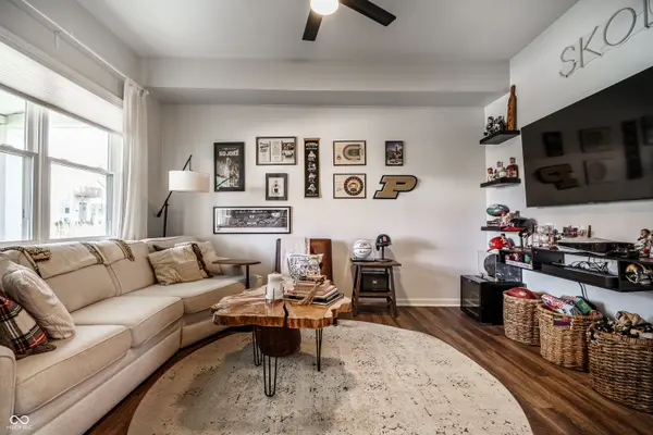 2015 Columbia AVE, Indianapolis, IN 46202
