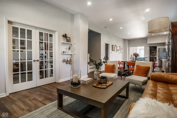 2015 Columbia AVE, Indianapolis, IN 46202