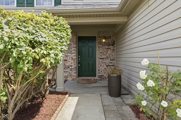 6659 Crestwell LN, Indianapolis, IN 46268