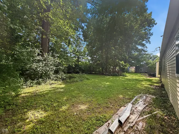 6225 Raleigh DR, Indianapolis, IN 46219