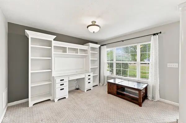 2342 The Springs DR, Indianapolis, IN 46260