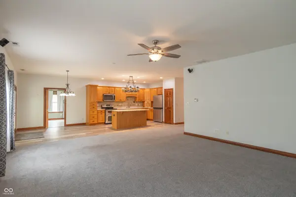 3363 Nottinghill DR W, Plainfield, IN 46168