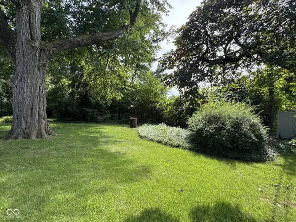 313 S 32nd ST, Terre Haute, IN 47803