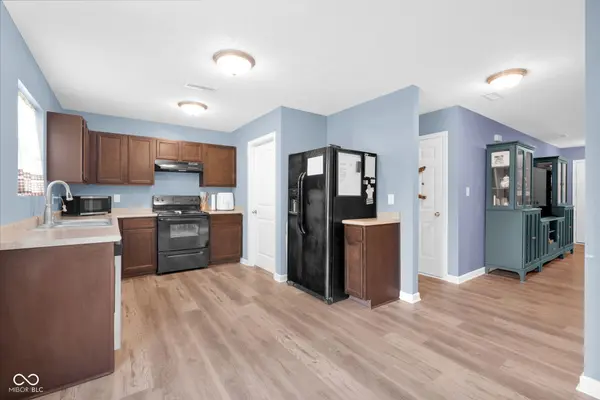 3344 Spring Valley DR, Columbus, IN 47203