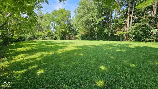 200 Academy ST, Greenwood, IN 46143