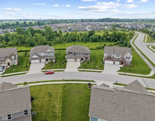 4089 Grange DR, Bargersville, IN 46106