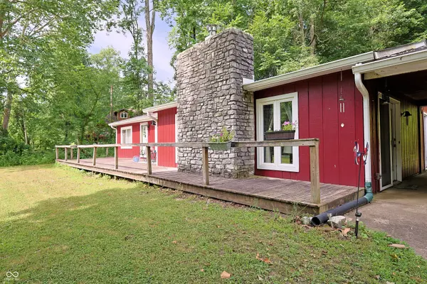 6660 N Railroad RD, Morgantown, IN 46160