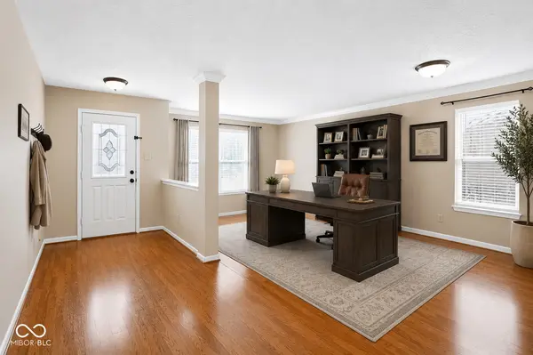 1343 Jasmine DR, Greenfield, IN 46140