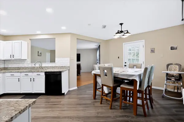 1343 Jasmine DR, Greenfield, IN 46140
