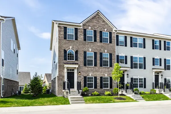 3521 Brampton LN, Westfield, IN 46074