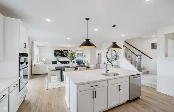 6429 Rippling Rock DR, Plainfield, IN 46168