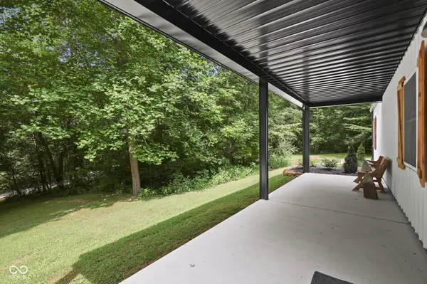 5540 E Washboard RD, Bloomfield, IN 47424