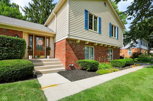 7242 Hampstead LN, Indianapolis, IN 46256