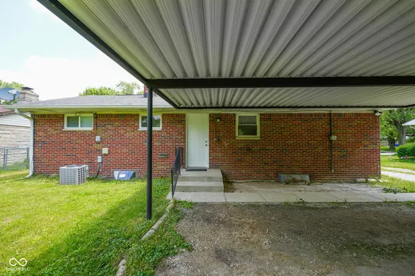4714 N Kenmore RD, Indianapolis, IN 46226