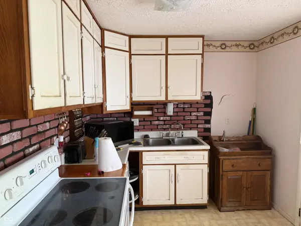 1420 Pierce DR, Plainfield, IN 46168