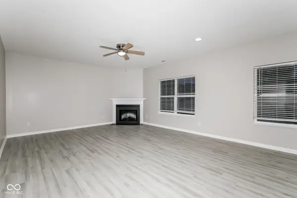 11749 White Cloud DR, Indianapolis, IN 46235