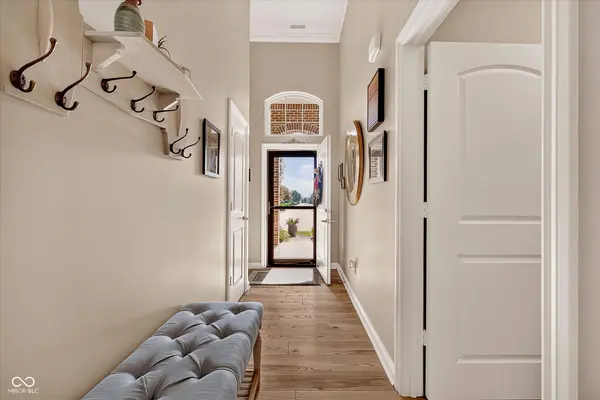 16152 Lakeville XING, Westfield, IN 46074