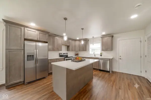 621 E Main ST, Spiceland, IN 47385
