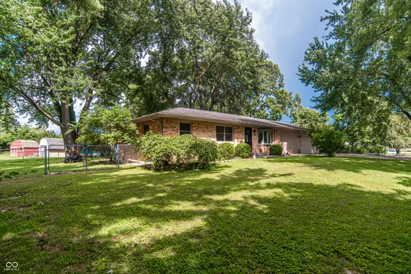 7155 Sandalwood DR, Indianapolis, IN 46217