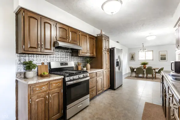 2426 Lawrence AVE, Indianapolis, IN 46227