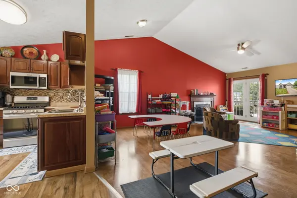 3127 N White River Parkway East DR, Indianapolis, IN 46208