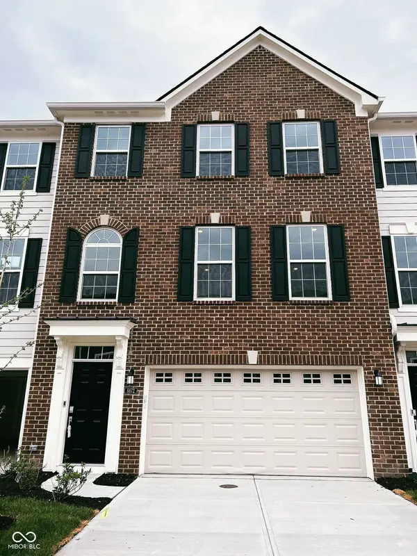6872 Sunstone PL, Carmel, IN 46033