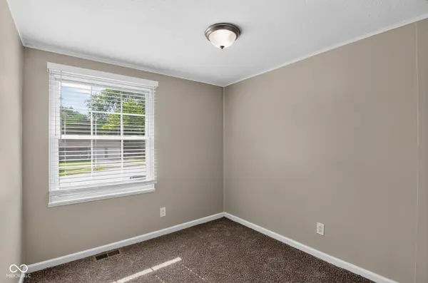 335 Broken Arrow CT, Indianapolis, IN 46234