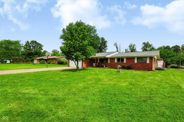 6461 Warren LN, Brownsburg, IN 46112
