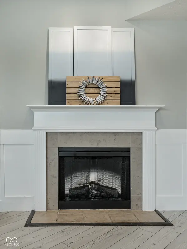 6558 W Dickens XING, Mccordsville, IN 46055