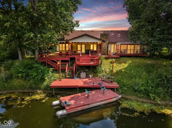 5866 S 50 W, Trafalgar, IN 46181