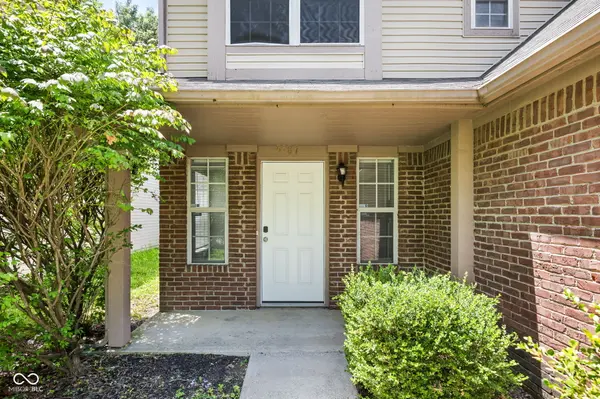 5187 Pin Oak DR, Indianapolis, IN 46254