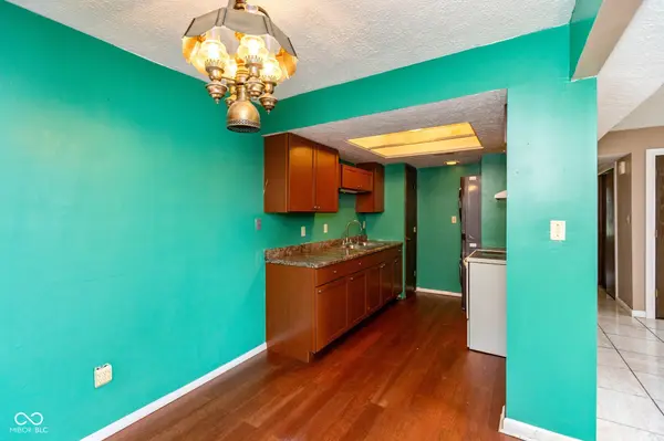 8543 La Corrida CT, Indianapolis, IN 46227