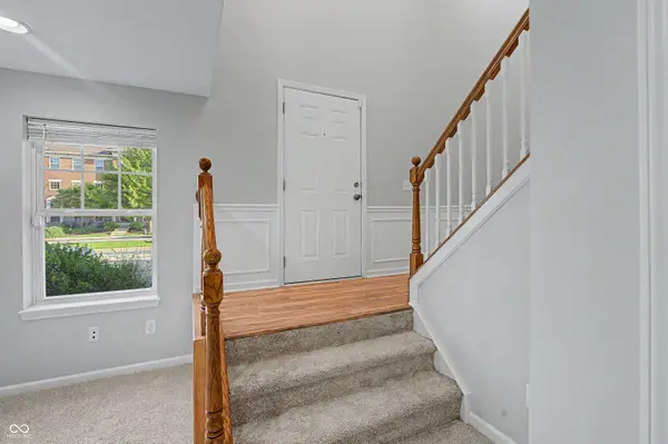 6342 Central BLVD, Whitestown, IN 46075