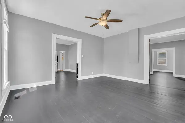 326 E Taylor ST, Ladoga, IN 47954