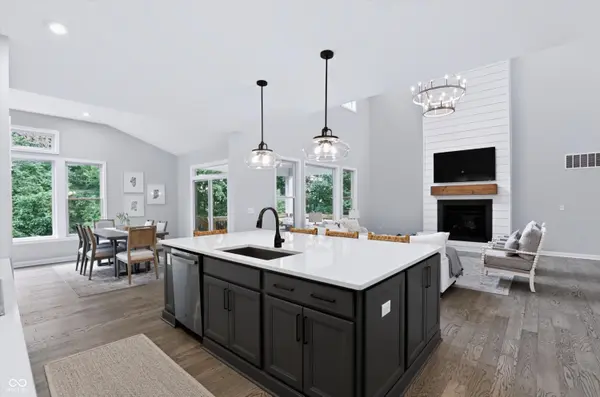 230 Elmsborough BND, Westfield, IN 46074