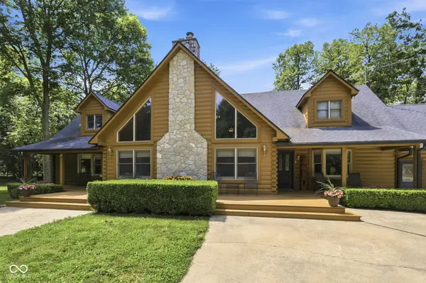 1375 N 800 E, Manilla, IN 46150