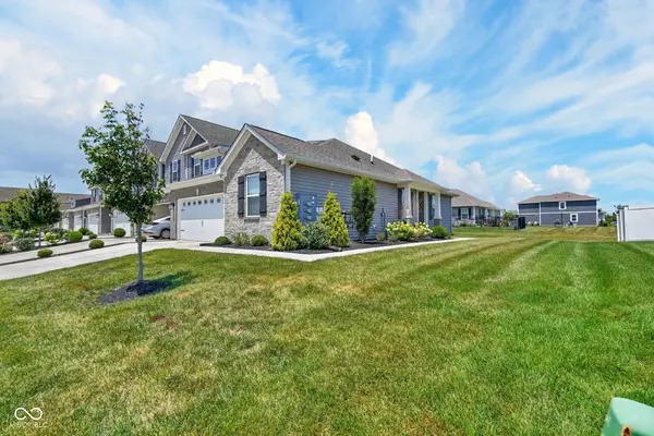 6396 Yuma CT, Whitestown, IN 46075