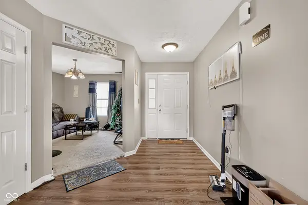 5663 Battersea LN, Plainfield, IN 46168