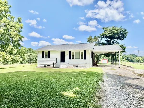 2959 Gil Gal RD, Heltonville, IN 47436