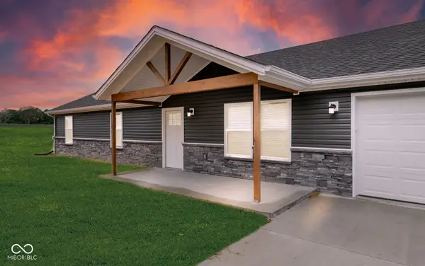 3483 S Pleasant Ridge RD, Lexington, IN 47138
