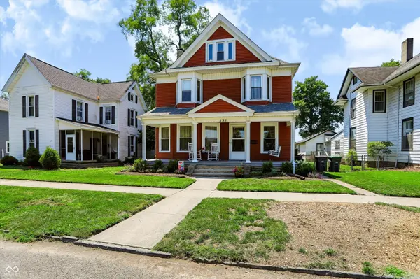 231 E 6th ST, Rushville, IN 46173