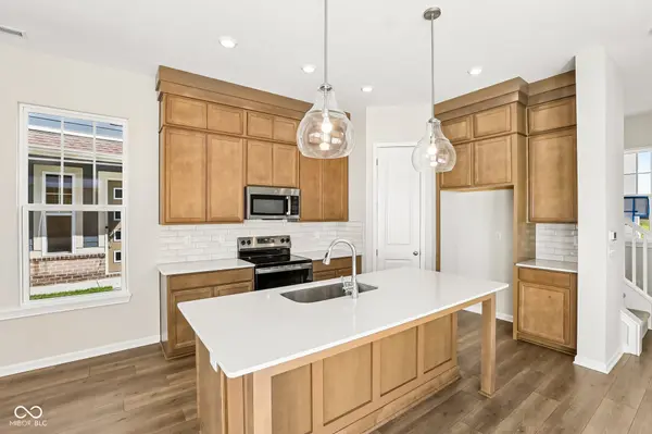 15881 Showdown RD, Noblesville, IN 46060